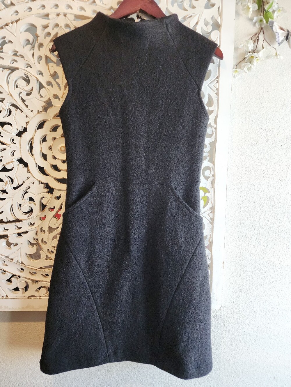 ZARA 100% WOOL HIGH NECKLINE SLEVELESS MINIBL DRESS BACK ZIPPER SIZE MEDIUM - Picture 3 of 16